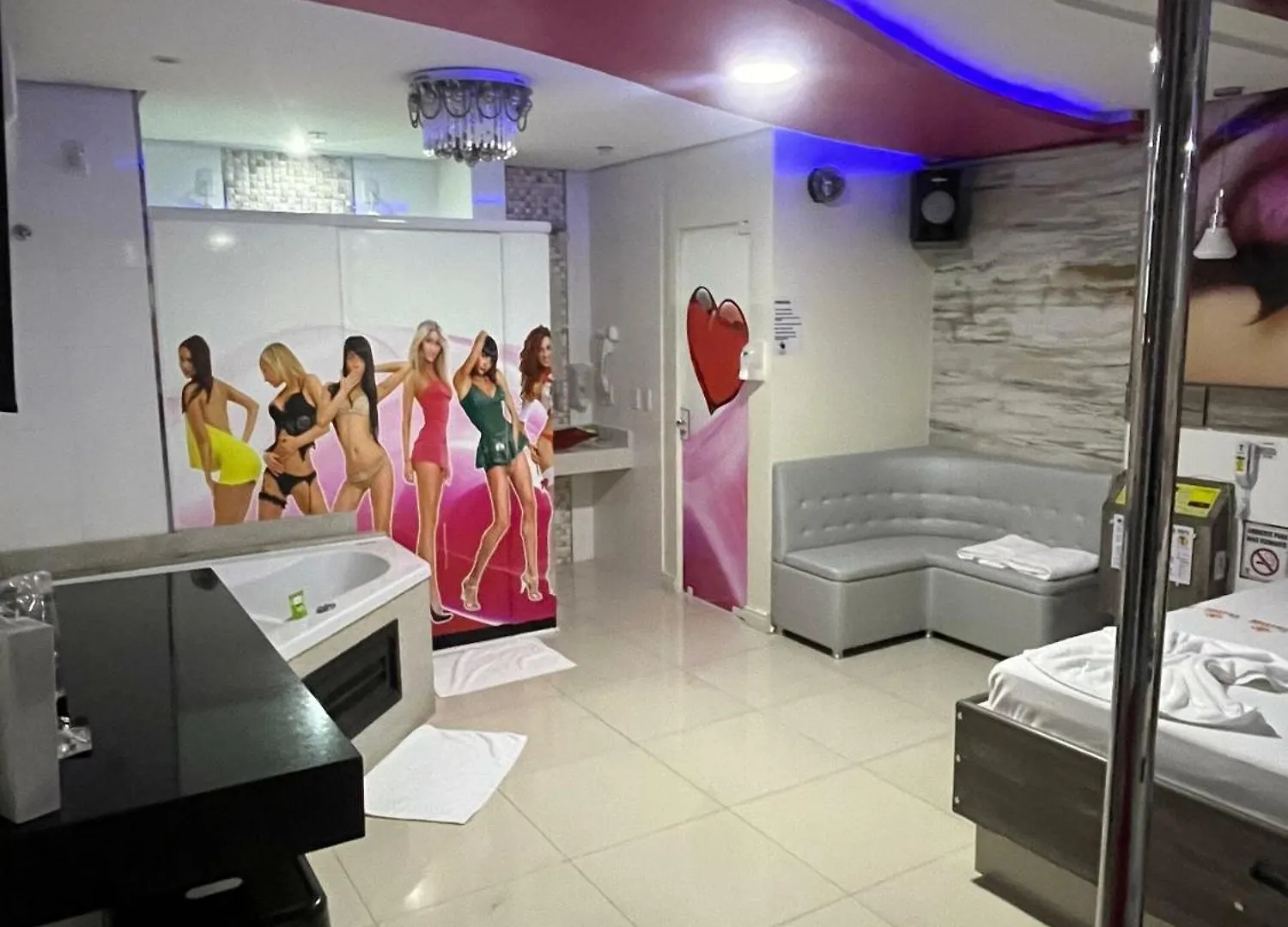 Hotel Motel Drive In T - Prolongamento Da Avenida Getulio Vargas Facil Acesso Ao Shopping Patio Chapeco